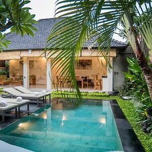Sandi Agung Bidadari Villa